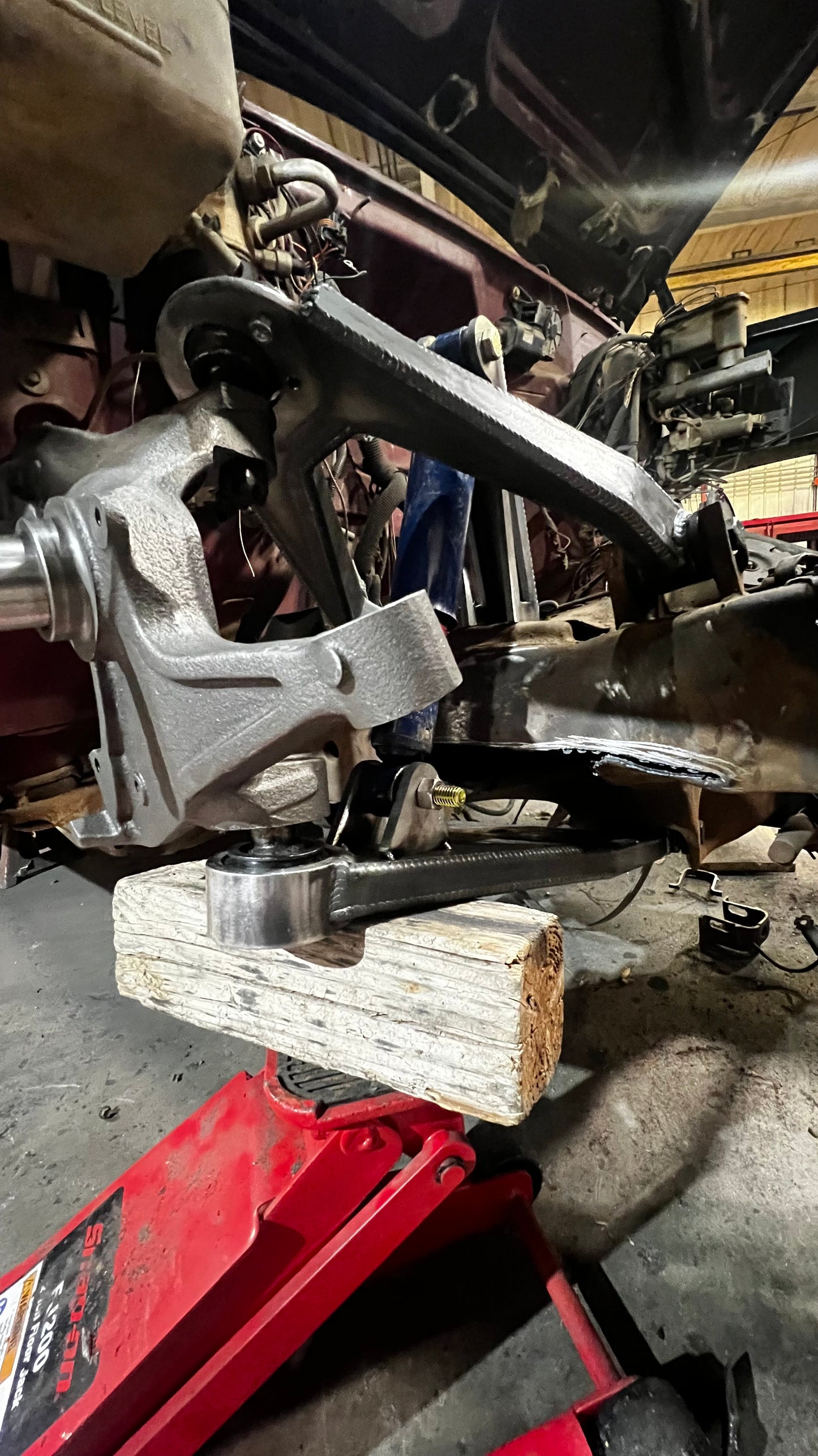 3/4 TON CONVERSION AIR RIDE ARMS